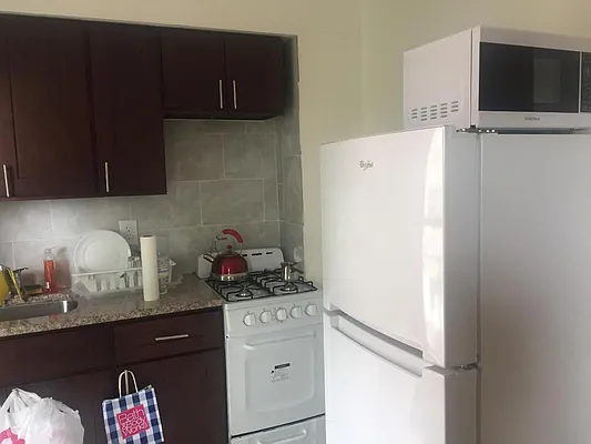 Rented by Aamen Realty | media 11