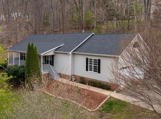 9711 Imperial Dr, Ooltewah, TN 37363