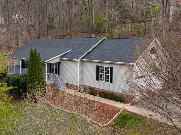 9711 Imperial Dr, Ooltewah, TN 37363