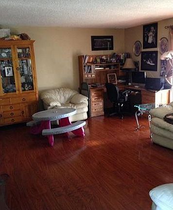 5th image of 11227 Greenwood Way