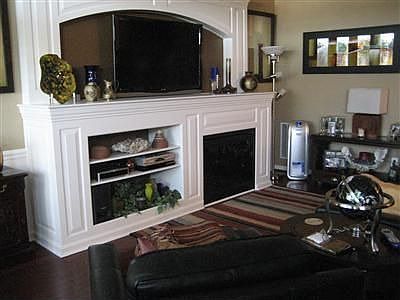 3rd image of 1606 Lakeshore Dr #10-303