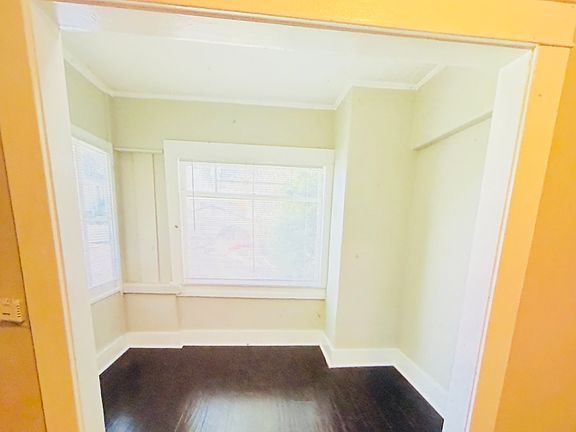 3rd image of 32 Orange Ave #2