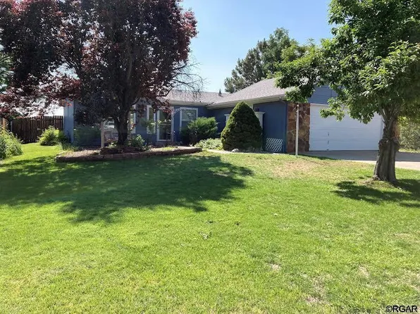 104 High Meadows Dr, Florence, CO 81226