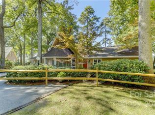 2155 Sandlapper Dr, York, SC 29745
