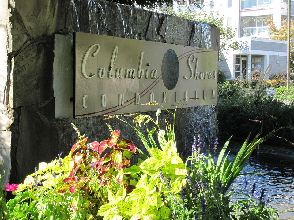 1st image of 520 SE Columbia River Dr APT 129