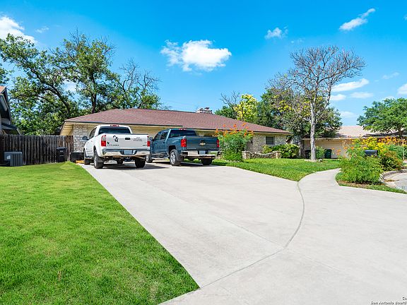 3rd image of 3703 NEWROCK DR