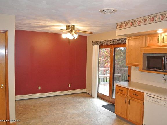 3rd image of 26 Fawnwood Dr