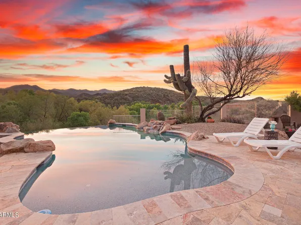 35320 S RIVER RIDGE Road, Black Canyon City, AZ 85324