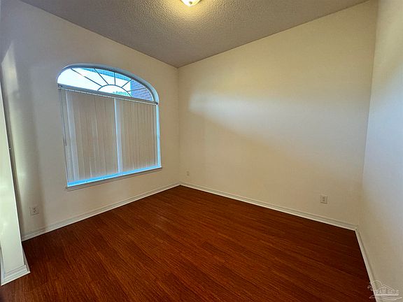 5th image of 2051 Stennis Dr