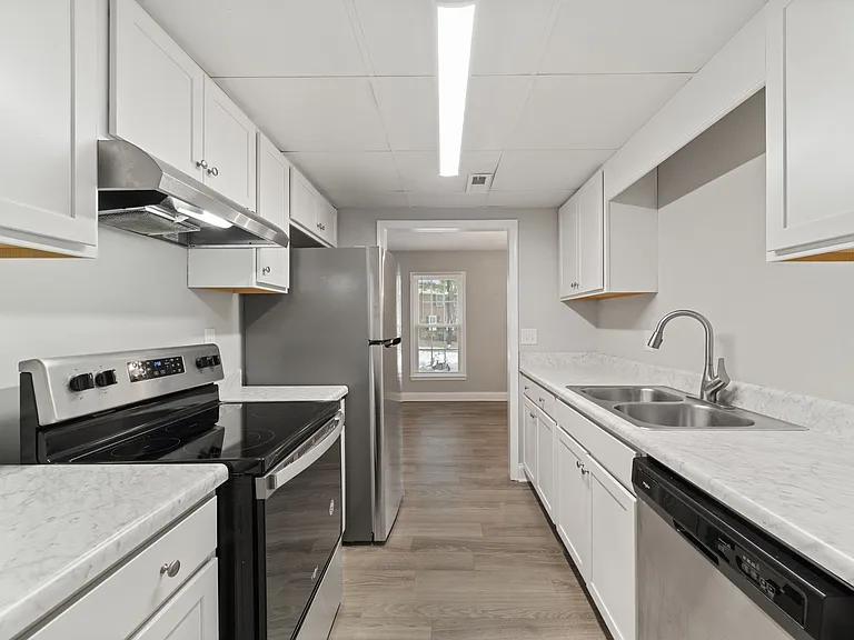 3227 Regents Park Ln #C — Photo 3
