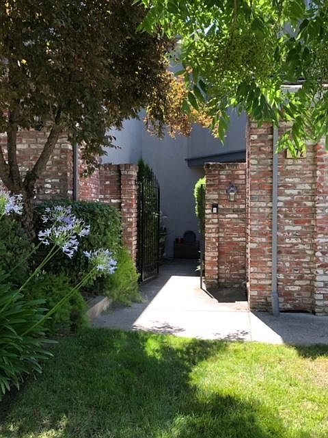 2nd image of 172 Canyon Green Pl