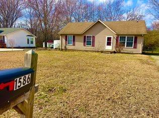 1586 Mary Beth Ln, Clarksville, TN 37042