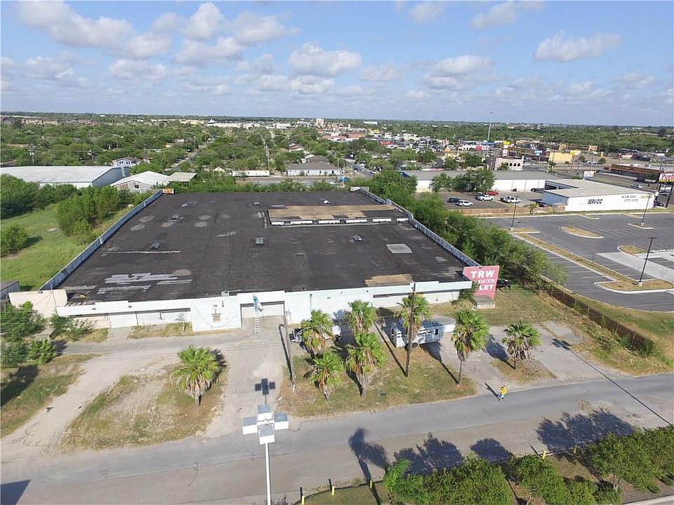 2nd image of 2908 Boca Chica Blvd