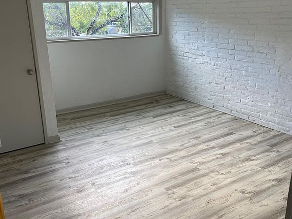 3rd image of 408 Ira Ave #11