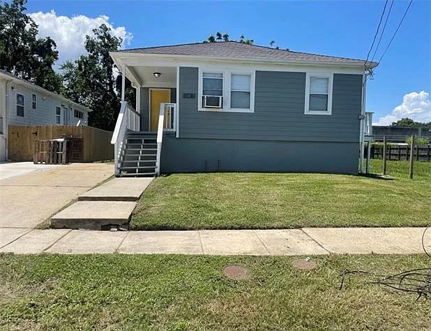 5330 Warrington Dr #A — Photo 1