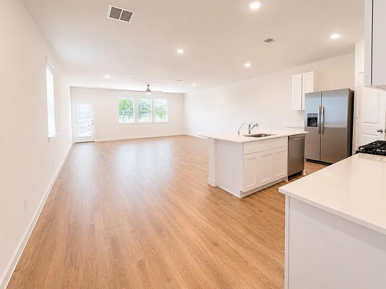 28110 Meadowlark Sky Dr — Photo 4