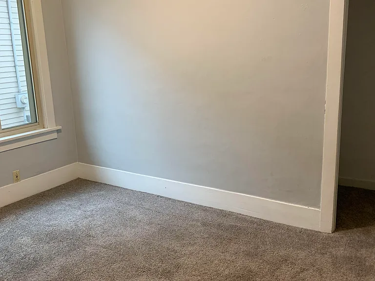 804 Benton Ave #1 — Photo 9