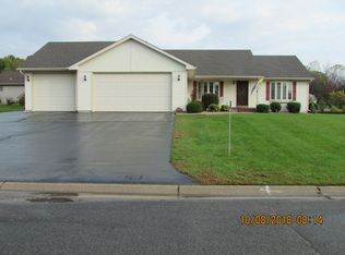 W3772 S Deer Dr, Lake Geneva, WI 53147