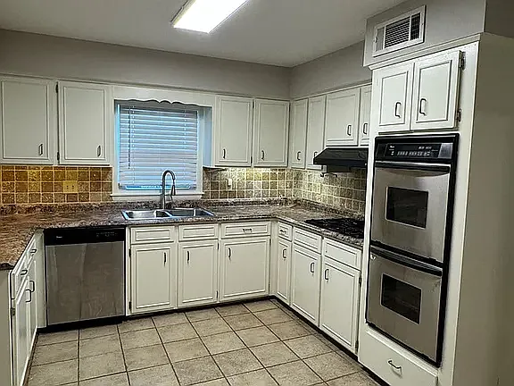 3813 Gray Fox Dr — Photo 10
