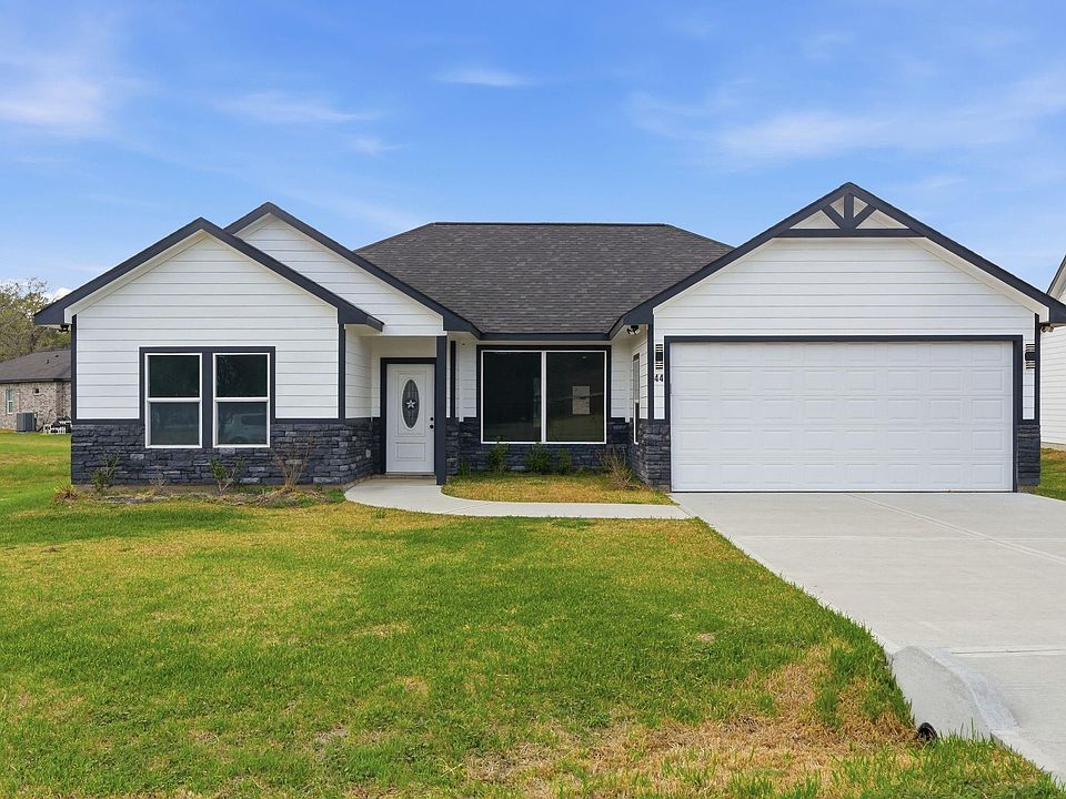 1st image of 44 Meadow Lake Dr