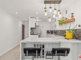 12157 Moorpark St APT 106, Studio City, CA 91604