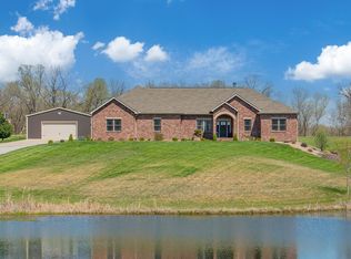 7639 Renken Rd, Worden, IL 62097