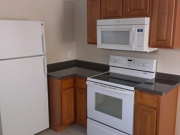 2nd image of 3949 Janett Ave #2