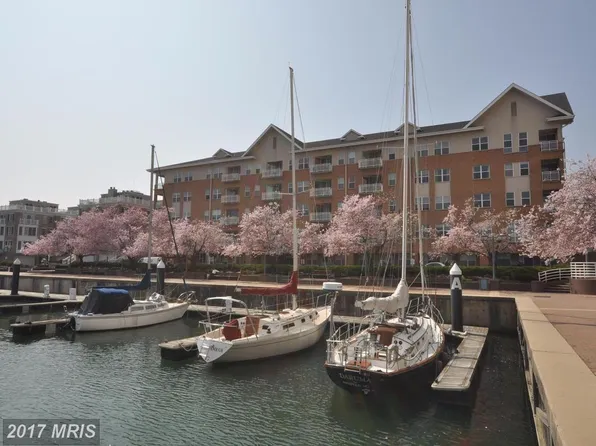 23 Pierside Dr #201HVD, Baltimore, MD 21230