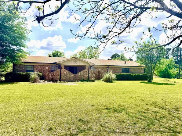 14638 Fm 1716 E, Henderson, TX 75652