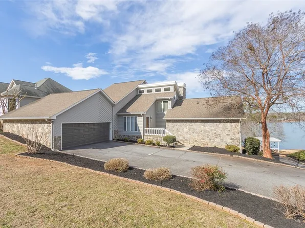 324 Hartview Cir, Anderson, SC 29625