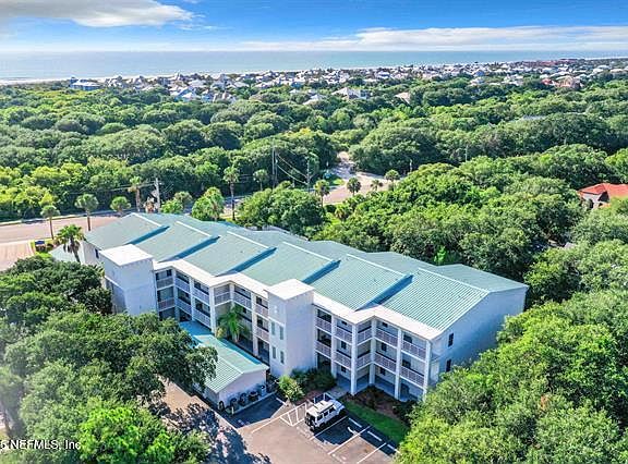 3rd image of 931 A1A BEACH Boulevard #104