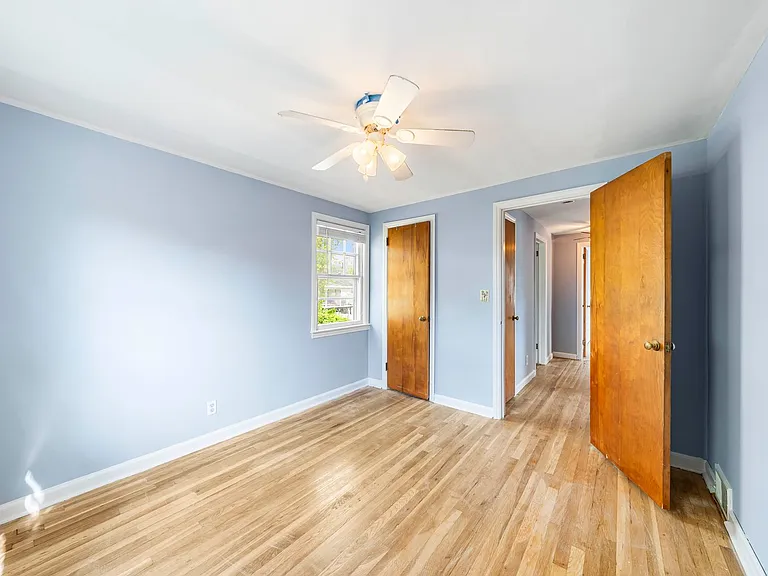 531 Hory St — Photo 17