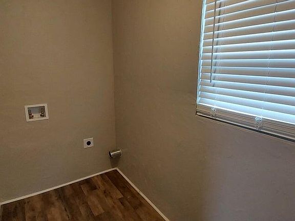4th image of 3304 Wyoming Ave