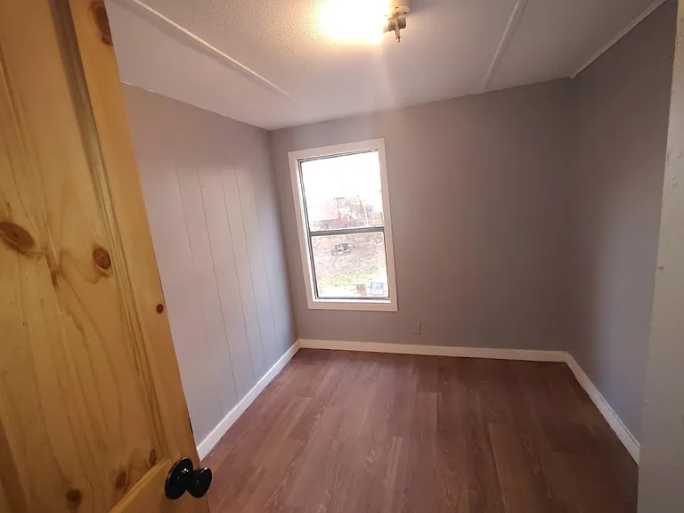 53 Valley View Dr — Photo 4