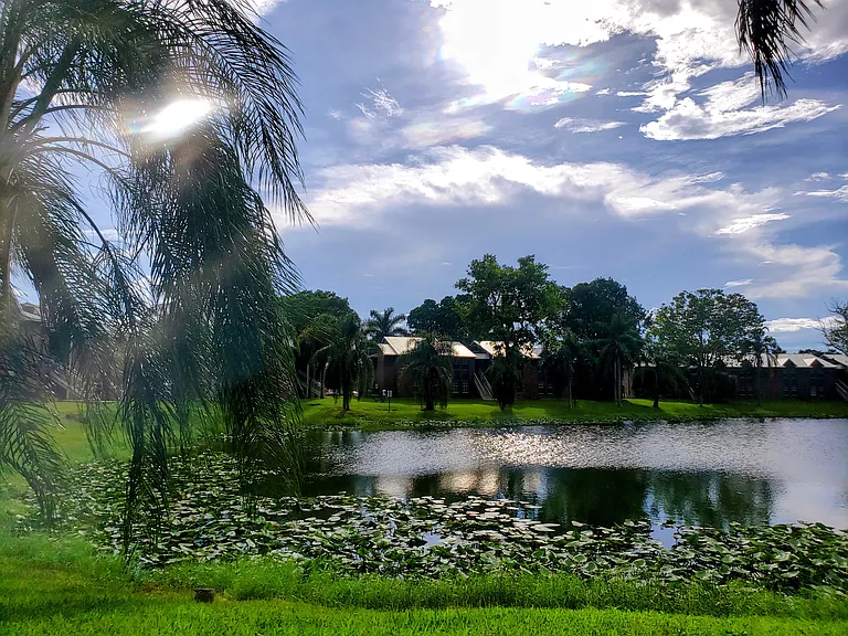 Lake View Villas — Photo 6