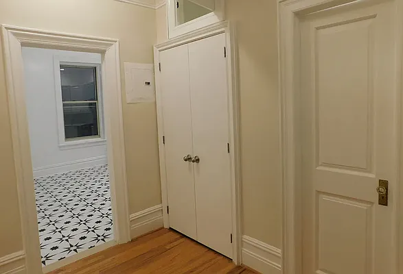 Rented by CitySites Real Estate Group | media 8