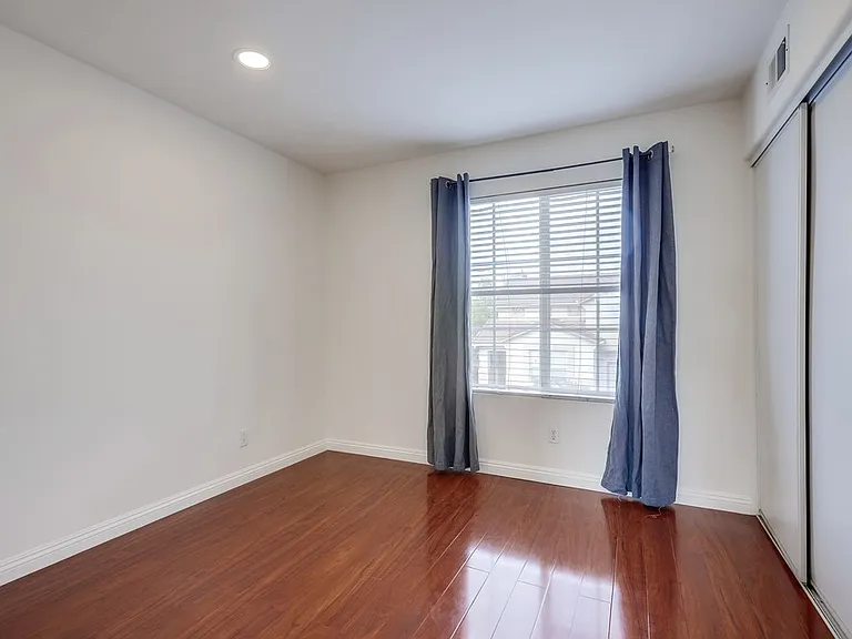 14656 Acacia St — Photo 46