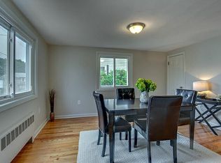 20 Oak St, Danvers, MA 01923