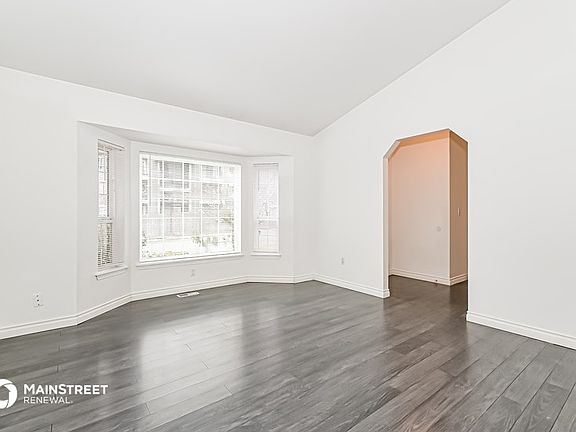 5th image of 20215 12th Ave E