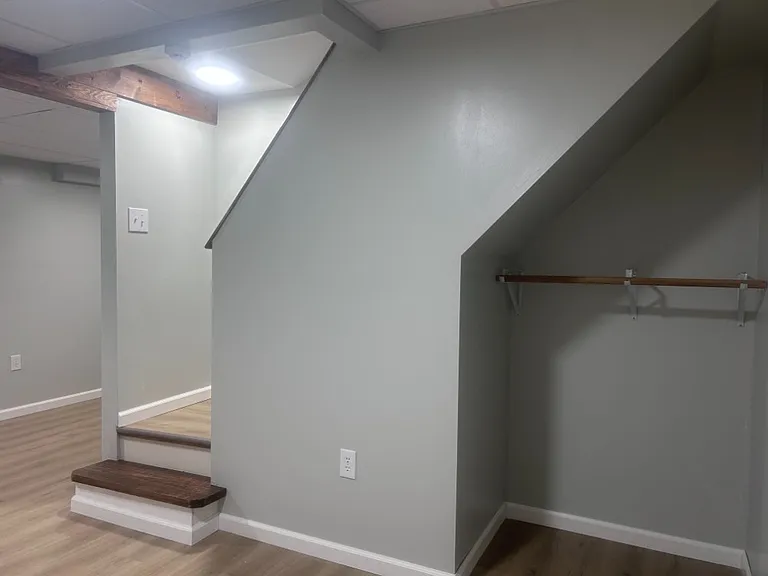 1517 Highpoint Ave — Photo 10