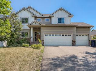 19954 Dover Ct, Farmington, MN 55024