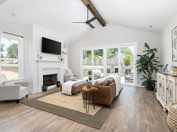 Open living, kitchen dining