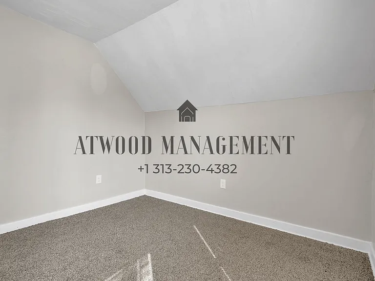 6439 Fischer Ave — Photo 16
