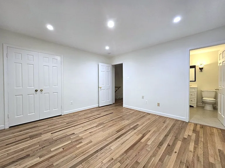 5135 Westbard Ave — Photo 16