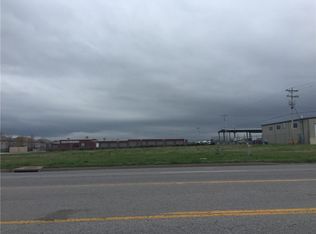 E Robinson Ave, Springdale, AR 72764