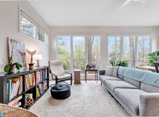 3310 Rocky Mount Rd, Fairfax, VA 22031