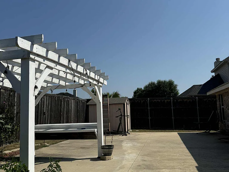 5928 Lantern Ln — Photo 10