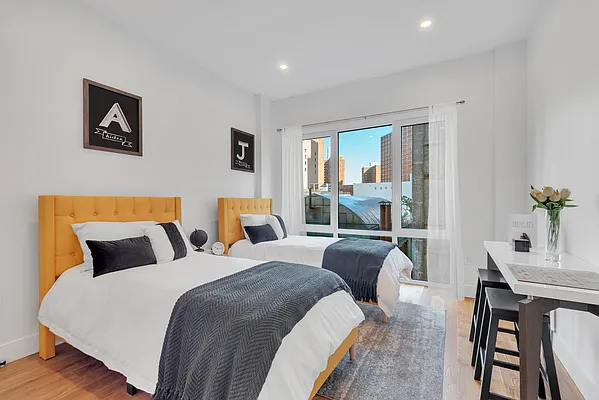 Sold by Corcoran | media 25