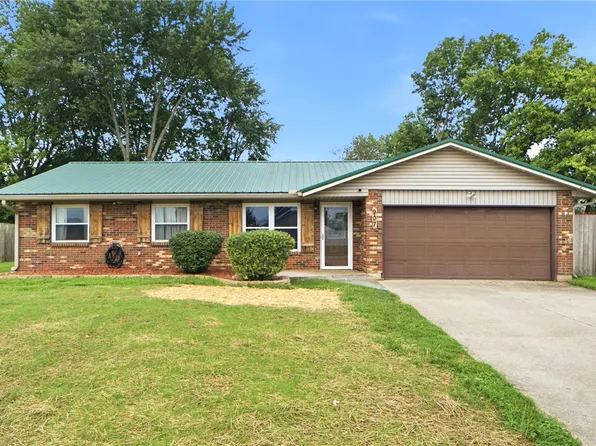 907 Marcia Dr, Trenton, OH 45067