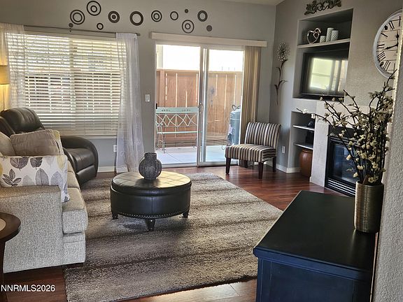 2nd image of 2060 Tivoli Ln